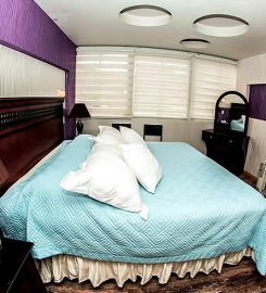 Flores Plaza Hotel